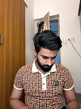 Royalboy_03's Webcam Show