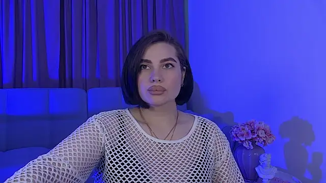 AdrianaToress élő XXX-chatje