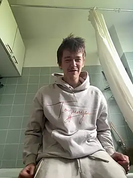 Toyjungee 在線直播表演