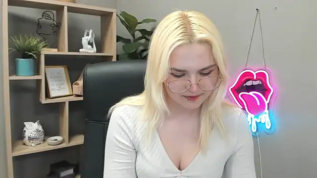دردشة SweetLilyxo الجنسية المباشرة