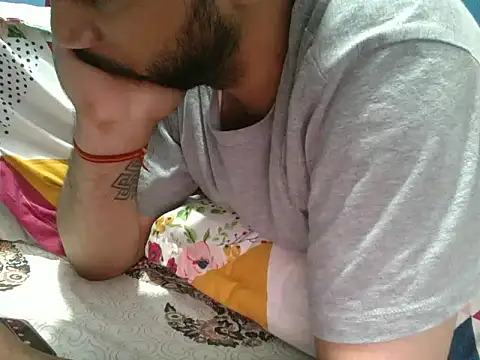 عرض كام Precumboner