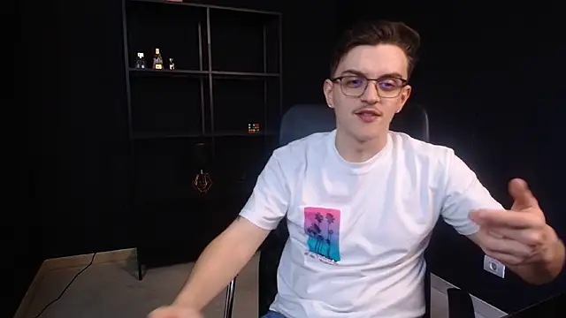 FelixStarkk Chat XXX live