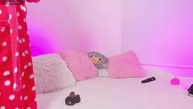 XXX chat uživo modela karly_rioss