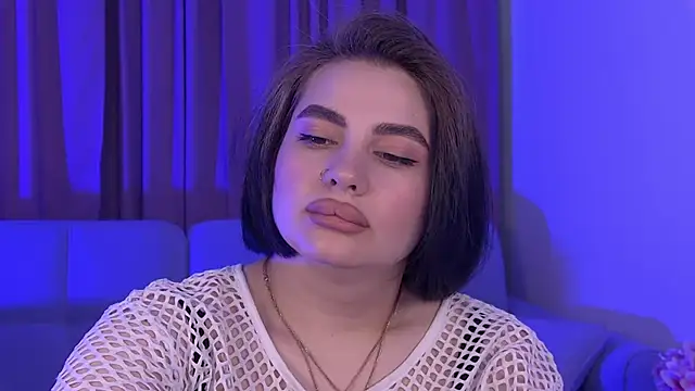 AdrianaToress Chat XXX live