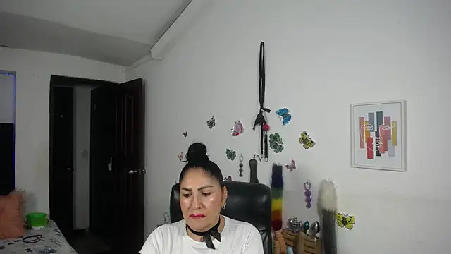 mature_bigboobs10's Live XXX Chat