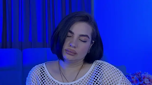 AdrianaToress Live XXX-Chat