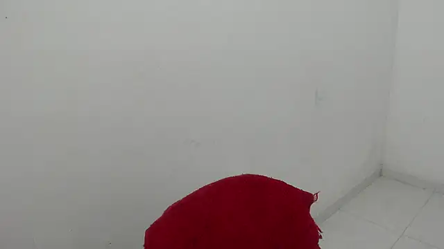estefania224 即時 XXX 聊天