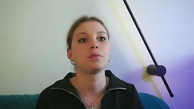 Sairallyn's Live XXX Chat