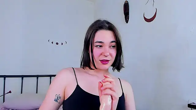 LiyaFly Chat XXX live