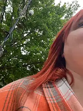 LadyDreams11's Live XXX Chat