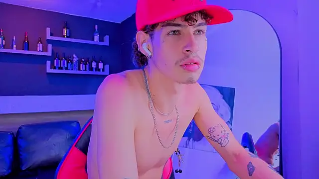 nova_salvatore – webcam-show