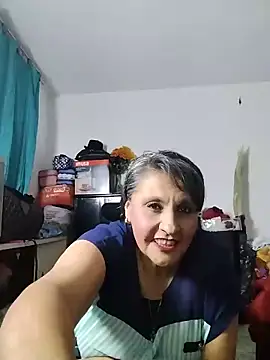 merlyna_goldens' Live XXX Chat