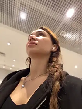 عرض كام QuitieLia