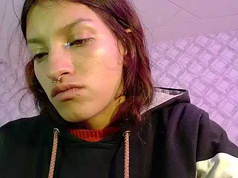 Emma-Wilson Live XXX-chat