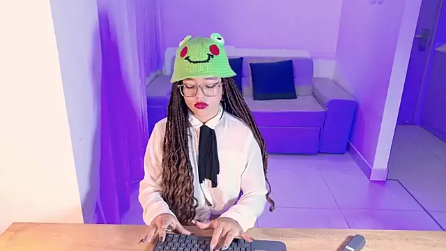 AntonellaBons' Live XXX Chat