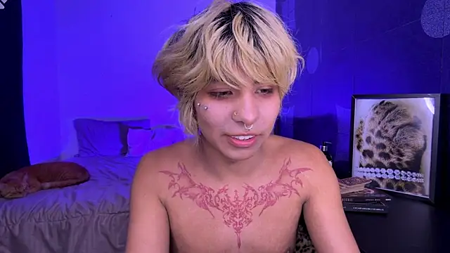 Aronn_44's Live XXX Chat
