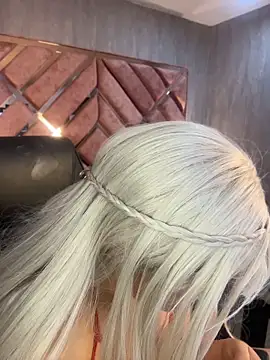 lya_nekko_ Adlı Modelin Canlı XXX Sohbeti
