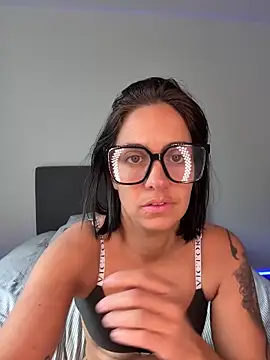 LaPetiteKim – Live XXX-chat