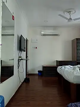 HotRod-India Show in webcam