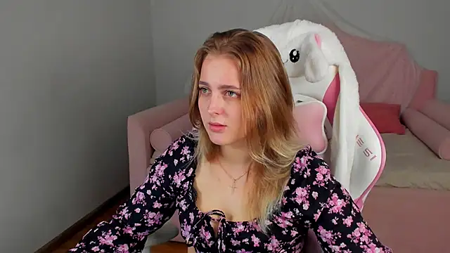 EllaBells Chat XXX live