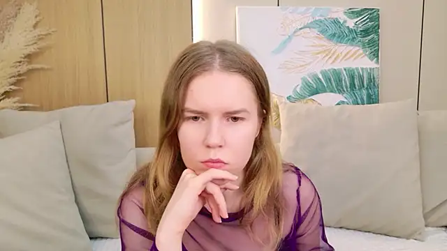 Alida_Brice 现场XXX聊天