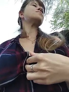 astiSWEET 现场XXX聊天