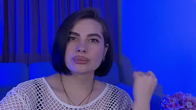 แชท XXX สดของ AdrianaToress