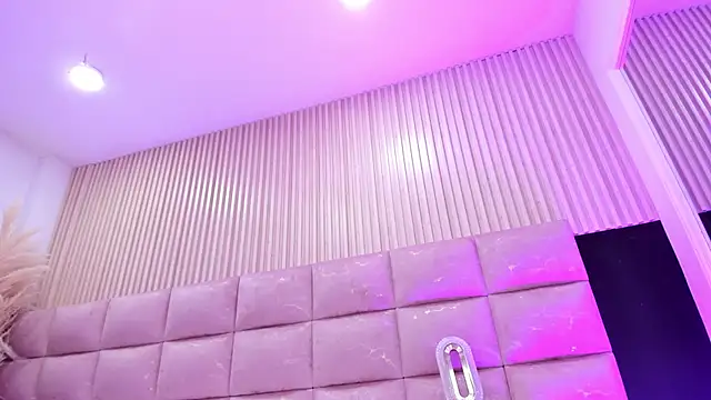 XXX chat uživo modela AlondraSoomer