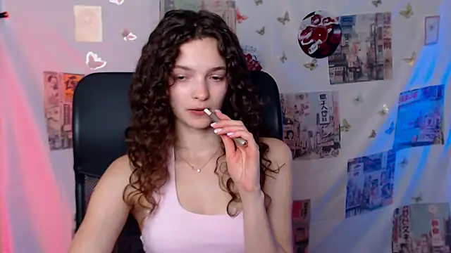 _SusieSu_'s Live XXX Chat