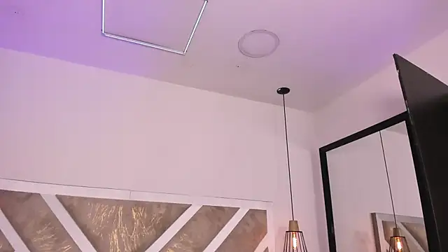 ximena_vasquez8 Adlı Modelin Canlı XXX Sohbeti