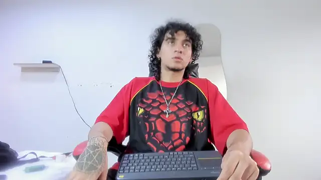 Show modela JackesTaylor na web-kameri