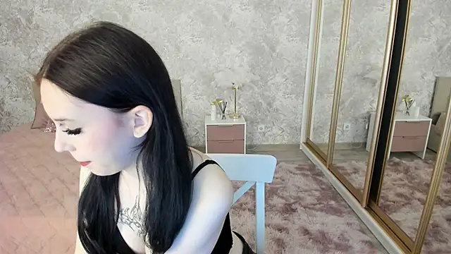 VioletHarme: онлайн-секс-чат