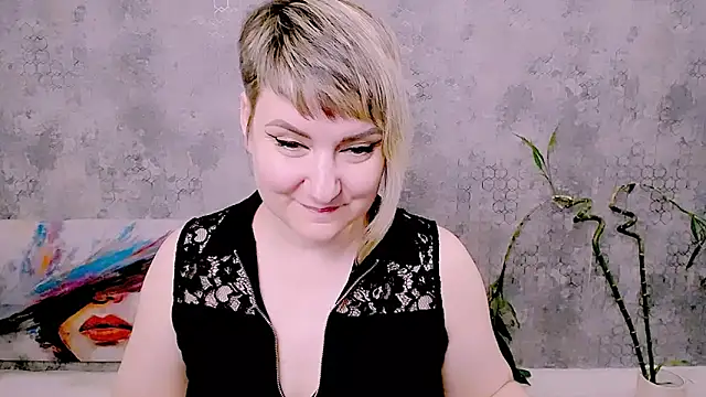 Chatroom XXX en direct de Djullia