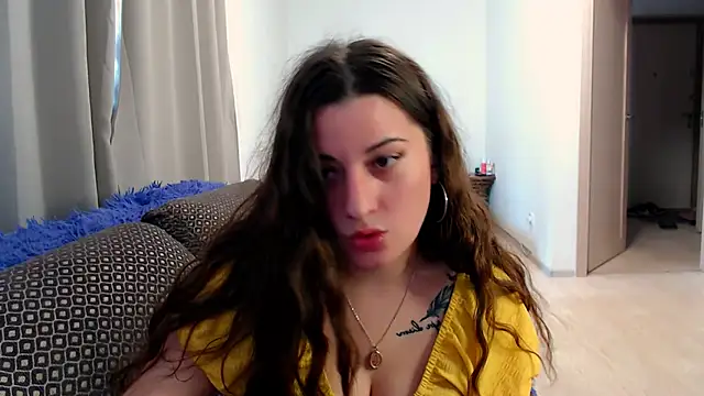Helen_Adams_ Chat XXX in diretta