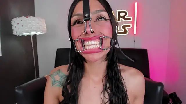 Chat XXX en directo de miss___evangeline