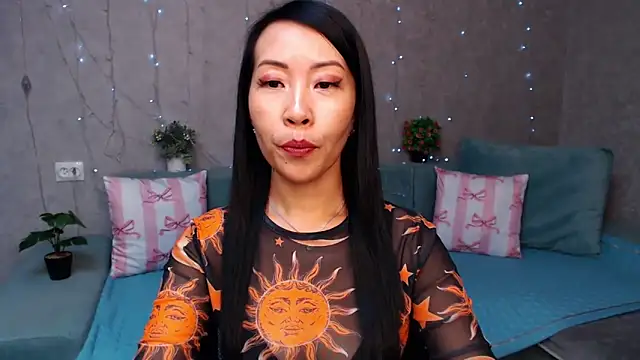 LiaPak's Webcam Show