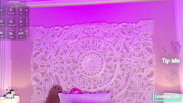 Chat +18 de MalaikaBrown ao vivo