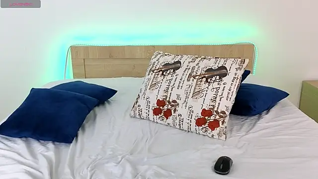 Show de Miless_Cooper na webcam