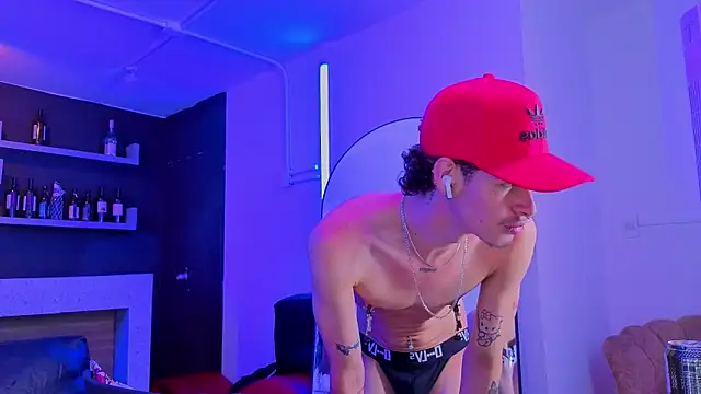 nova_salvatore Live XXX Chat