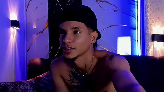 Show de webcam de kai_storm77