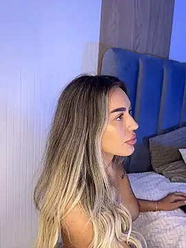 Chat XXX ao vivo de BarbieDoll13