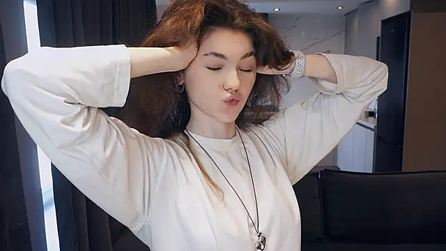 Онлайн чат XXX VickiPraml