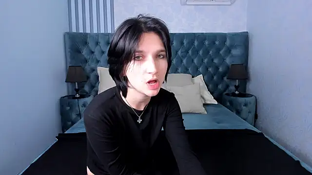 XXX chat uživo modela AdonBev