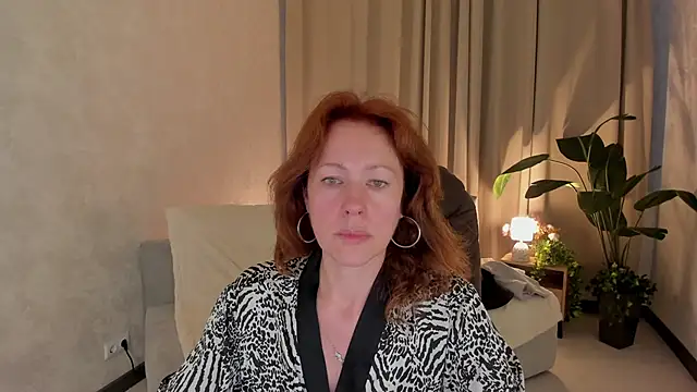 LeticiaRomano Live XXX-Chat