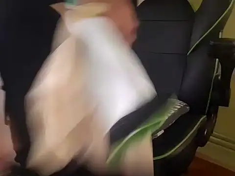 feathersify Webcam Show