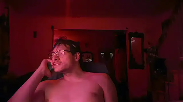 MasterDaddyCool Live XXX-chat