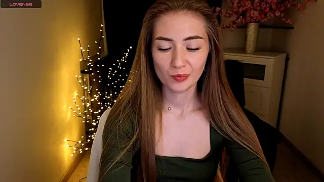 Chain_Alice's Live XXX Chat
