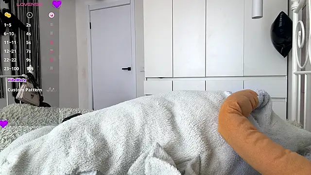 KitCerveny élő XXX-chatje