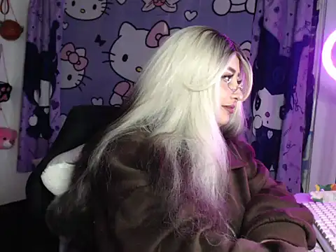 lussyevans24's Live XXX Chat