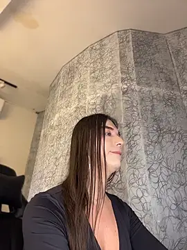 saracaball_ Chat XXX live